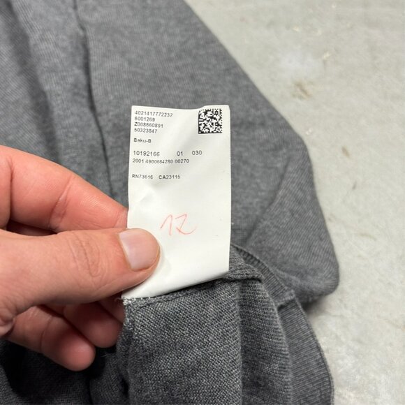 Hugo Boss Slim Fit Extrafine Merino Wool V-Neck Lightweight Sweater Jumper XL - Picture 9 of 11